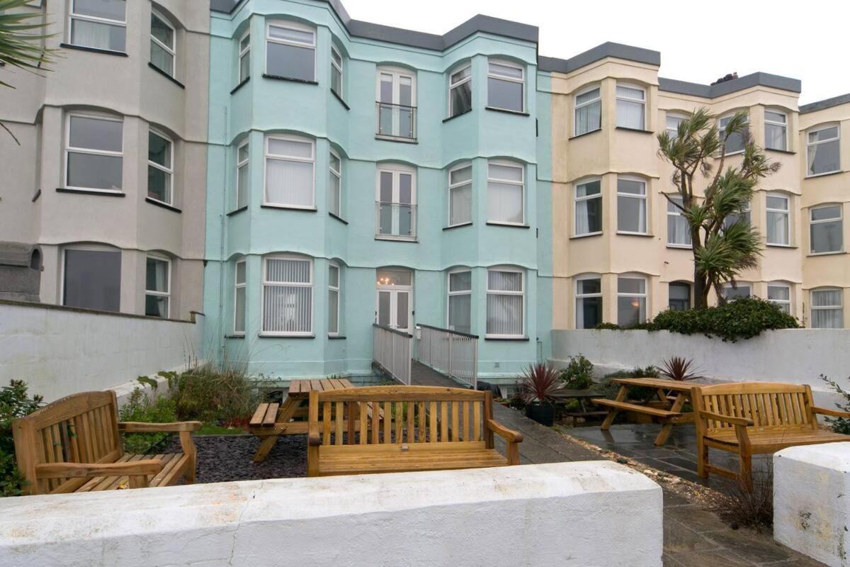 Pass The Keys Hafan Stylish 2 Bedroom Sea View Apartment Pwllheli Buitenkant foto